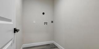 505 MCCABE Avenue Gallery 23