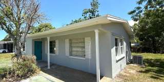 2 Bed/1 Bath AVAILABLE NOW! Gallery 7