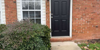 Move In Special 2 bedroom 1.5 bathroom townhouse Gallery 1