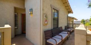 2215 Linwood St. Gallery 21