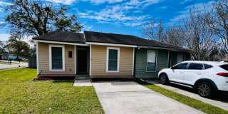 2024 Oak Water Dr Gallery 1