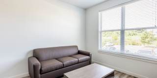 Hawks Landing Apartments - Co-Living Gallery 42