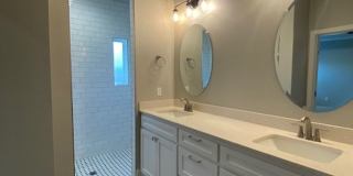 Stunning Southside Home w/ Solar Panels! Gallery 21