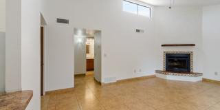 Private and Charming 2 Bed 1 Bath house Gallery 8