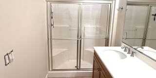 Beautiful 2 Bedroom 2 Bath Home in Four Seasons HOA Gallery 9