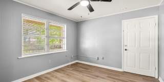 713 Oakwood Gallery 14