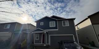 Beautiful 4 Bedroom Home in Fife WA - Apply Today! Gallery 1