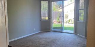 Broadstone - 3bdrm, 2 bath - Close to Shopping, Park & Schools! Gallery 12