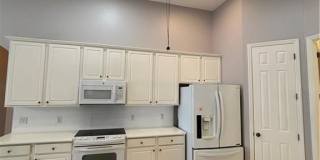 2210 Grove Dr Gallery 7