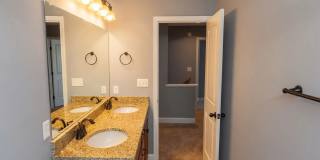 Cornerstone Spacious Single Family w Fenced Yard! Gallery 11