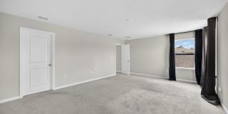 Panther Creek Family Home Gallery 18