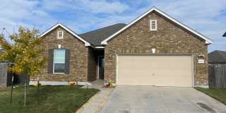 MANOR - easy access to 290 into Austin & Toll I30 Gallery 1