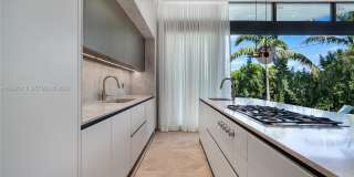 1045 W 47th Ct Gallery 14