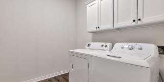 4 Bed 3 Bath Townhome located close to University! Gallery 18