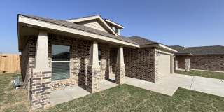 1303 Ross Avenue Gallery 4