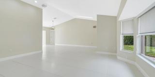 1412 Northeast 53rd Court Gallery 25