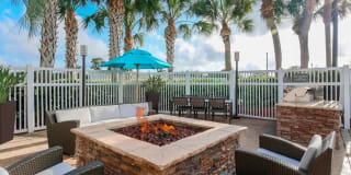 Pelican Lake Apartment Homes Gallery 14