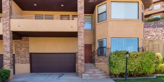 Two Bedroom Plus Home in the Ridge Gallery 1