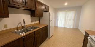 3 Bedroom/1.5 bathroom Duplex Gallery 8