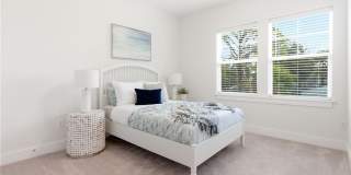 2923 Pretty Lake Avenue Gallery 38