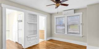 73 S Michigan Avenue Gallery 6