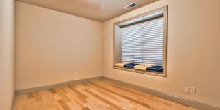 Saratoga 5 Bedrooms with Free Electricity from Solar System Gallery 23