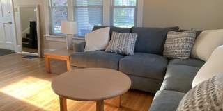 1101 West 4th Street Gallery 14