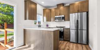 September Move In 3 bed 3 bath NEW Dixon Cottages Gallery 51