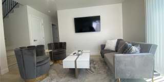 6059 Riverton Avenue Gallery 4