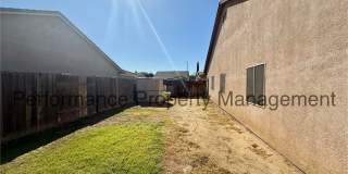 Stunning 5 Bed/2 Bath NW Bakersfield Home Gallery 21