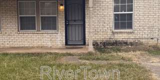 3817 Ajanders Dr Gallery 1