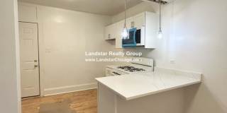 4418 North Whipple Gallery 5