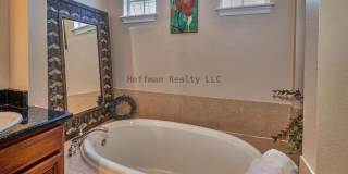 6211 South MacDill Avenue Gallery 28