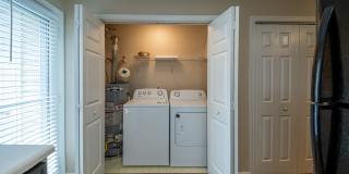 Charming 2-Bedroom Townhome in College Hill – Available Now! Gallery 7