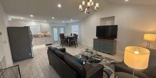 18464 Iris Road Gallery 2