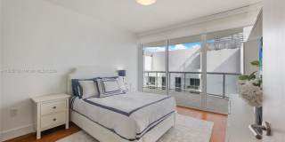 18671 Collins Ave Gallery 21
