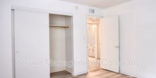 1102 Elmwood Street Gallery 11