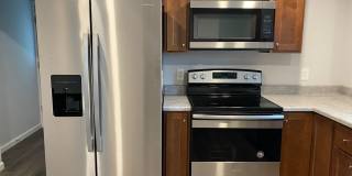 NEWLY RENOVATED 2 BEDROOM IN THE HEART OF BLOOMFIELD! Gallery 9