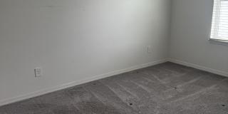 1811 Southeast Sandia Drive Gallery 1