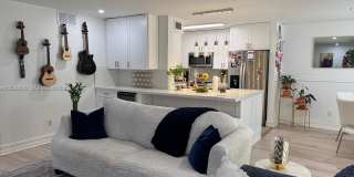 995 RIVERSIDE Gallery 1