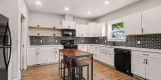 Spacious 4 Bedroom Omaha Home Ready for Rent! Gallery 12