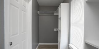 1918 Angus Street -3 Gallery 16