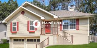 933 Northeast Bristol Drive Gallery 1