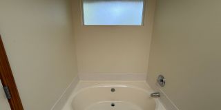 4 Bed 2 Bath Home in Waterbury Meadows Gallery 29