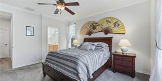 Spacious 2Br in Trilogy at Redmond Ridge 55+ Community Gallery 19