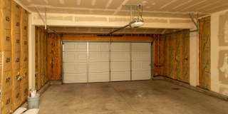 Beautiful 4-bedroom 3-bath located in Stetson Hills! Gallery 27