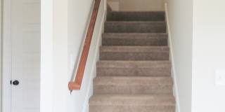 Beautiful Town Home with Garage in Chelsea... Available to View Now!!! Gallery 18