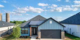 AVAILABLE NOW – Spacious 3 Bed, 2 Bath Home in Desirable Edmond Neighborhood Gallery 35