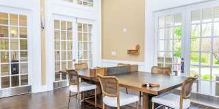 Knoll Crest Gallery 9