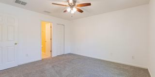 1630 VINELAND Circle Gallery 28